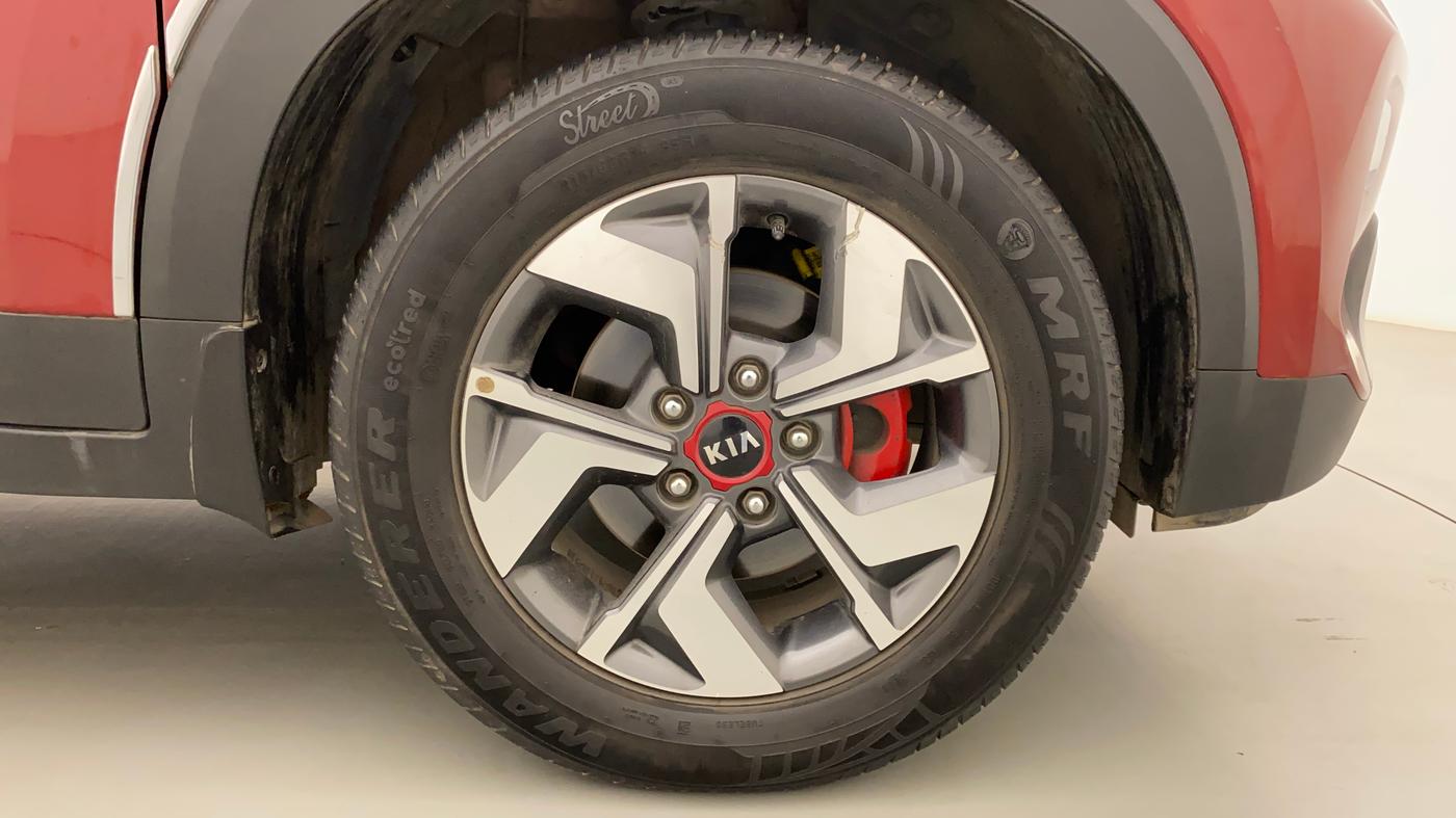 2020 KIA SONET GTX PLUS 1.5 AT, Diesel, Automatic, 36,280 km, Right Front Wheel