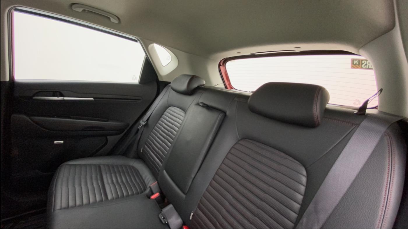 2020 KIA SONET GTX PLUS 1.5 AT, Diesel, Automatic, 36,280 km, Right Side Rear Door Cabin