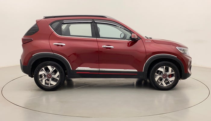 2020 KIA SONET GTX PLUS 1.5 AT, Diesel, Automatic, 36,280 km, Right Side View