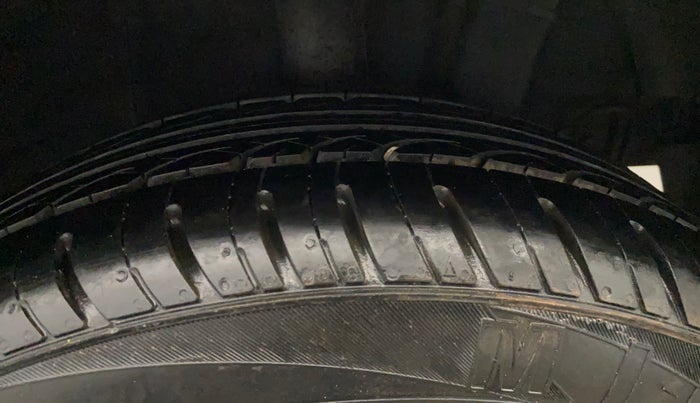 2019 Hyundai Grand i10 SPORTZ 1.2 KAPPA VTVT, Petrol, Manual, 56,932 km, Left Rear Tyre Tread