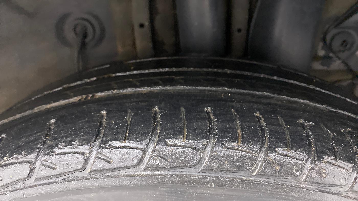 2018 Hyundai Elite i20 ASTA 1.2, Petrol, Manual, 50,706 km, Left Rear Tyre Tread