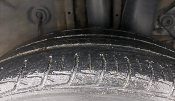 2018 Hyundai Elite i20 ASTA 1.2, Petrol, Manual, 50,706 km, Left Rear Tyre Tread