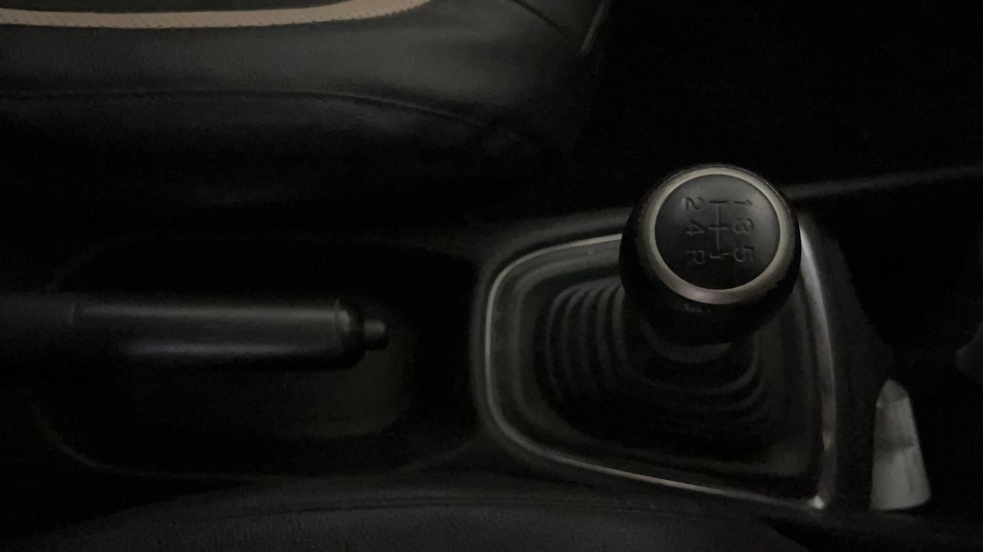 2018 Honda Amaze 1.2L I-VTEC VX, CNG, Manual, 52,071 km, Gear Lever