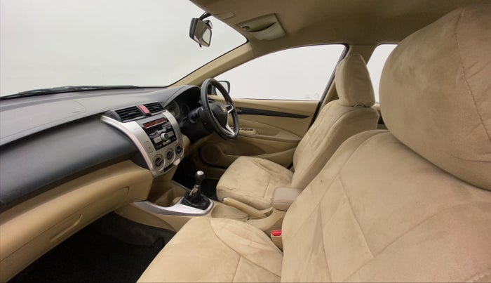 2010 Honda City 1.5L I-VTEC S MT, Petrol, Manual, 1,31,142 km, Right Side Front Door Cabin