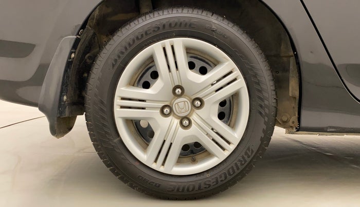 2010 Honda City 1.5L I-VTEC S MT, Petrol, Manual, 1,31,142 km, Right Rear Wheel