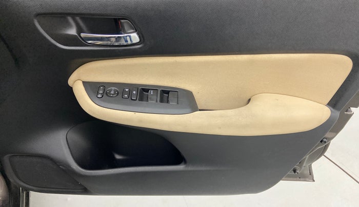 2022 Honda City 1.5L I-VTE V CVT, Petrol, Automatic, 18,830 km, Driver Side Door Panels Control