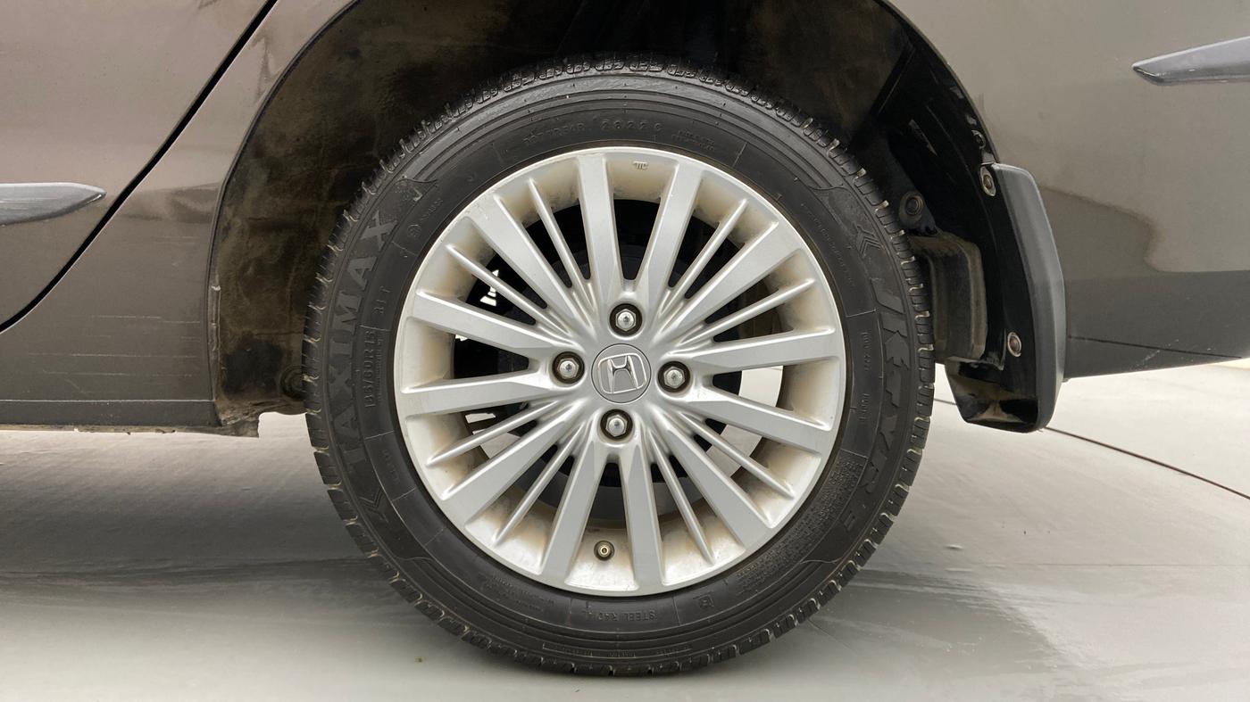 2022 Honda City 1.5L I-VTE V CVT, Petrol, Automatic, 18,830 km, Left Rear Wheel