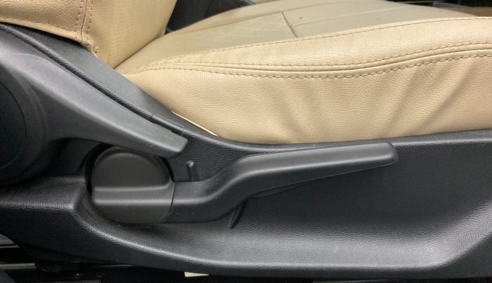 2022 Honda City 1.5L I-VTE V CVT, Petrol, Automatic, 18,830 km, Driver Side Adjustment Panel