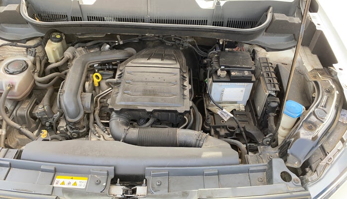 2022 Volkswagen TAIGUN HIGHLINE 1.0 TSI MT, Petrol, Manual, 71,467 km, Engine View - Left