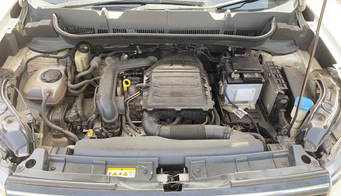 2022 Volkswagen TAIGUN HIGHLINE 1.0 TSI MT, Petrol, Manual, 71,467 km, Engine View