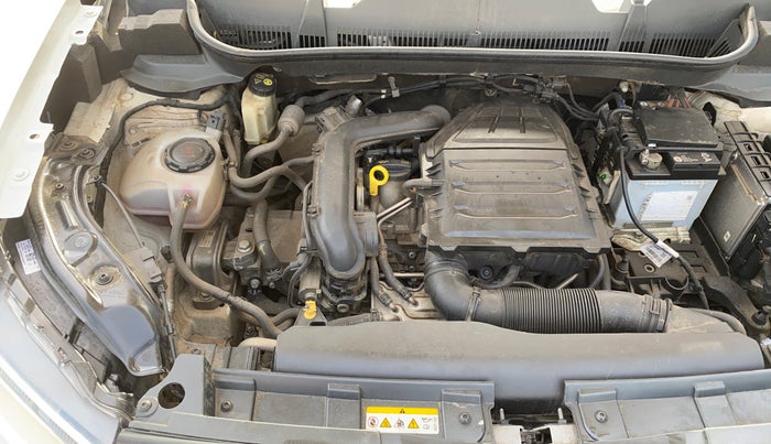 2022 Volkswagen TAIGUN HIGHLINE 1.0 TSI MT, Petrol, Manual, 71,467 km, Engine View - Right