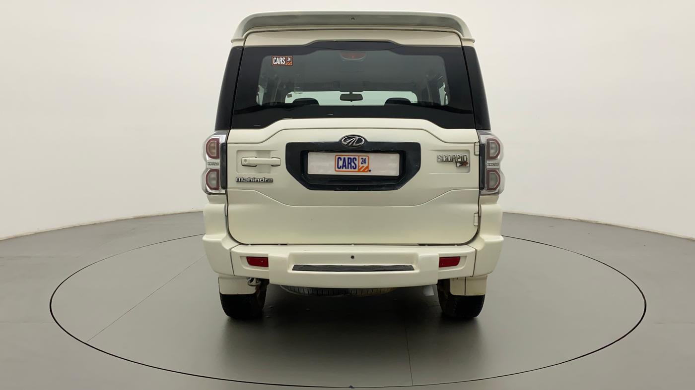 2017 Mahindra Scorpio S4 PLUS 1.99 INTELLI-HYBRID, Diesel, Manual, 84,345 km, Back/Rear
