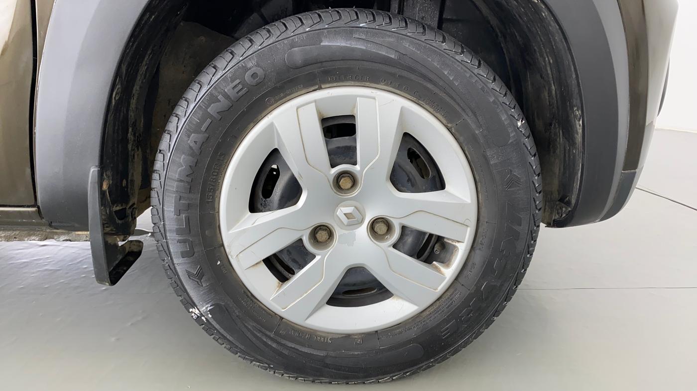 2016 Renault Kwid RXT, Petrol, Manual, 62,752 km, Right Front Wheel