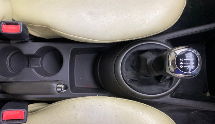 2013 Hyundai i20 SPORTZ 1.4 CRDI, Diesel, Manual, 89,274 km, Gear Lever