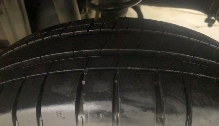 2016 Maruti Alto K10 VXI AMT, Petrol, Automatic, 29,670 km, Left Rear Tyre Tread