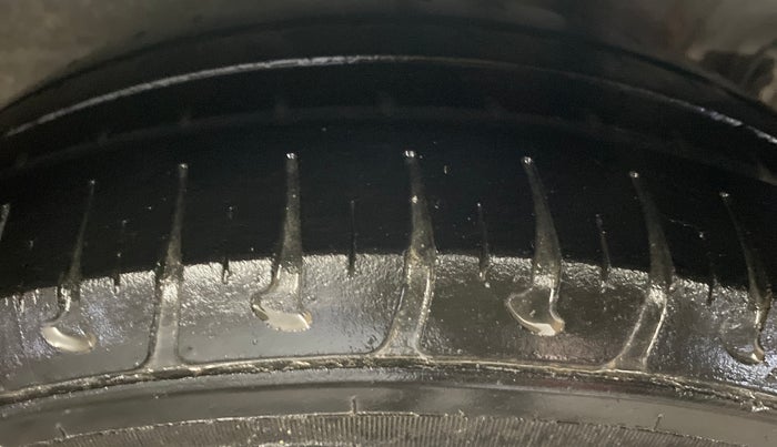 2014 Hyundai Xcent S 1.2, Petrol, Manual, 97,069 km, Left Rear Tyre Tread