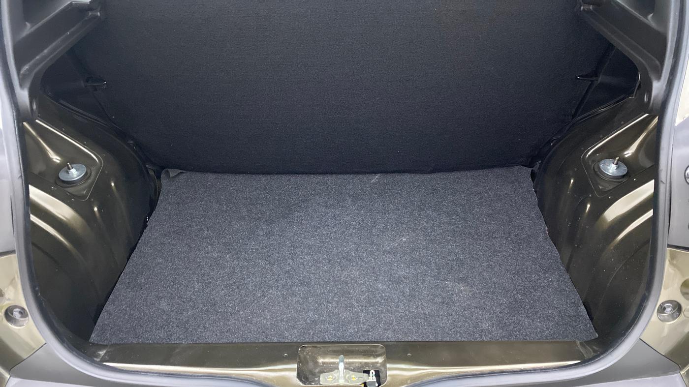 2021 Renault Kwid RXL, Petrol, Manual, 2,726 km, Boot Inside