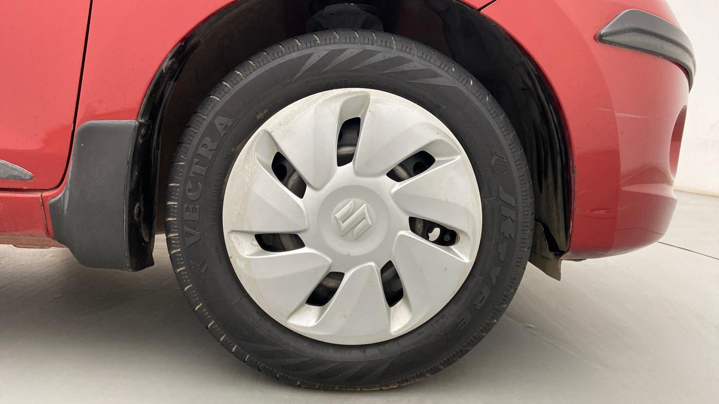 2014 Maruti Celerio VXI AMT, Petrol, Automatic, 27,921 km, Right Front Wheel