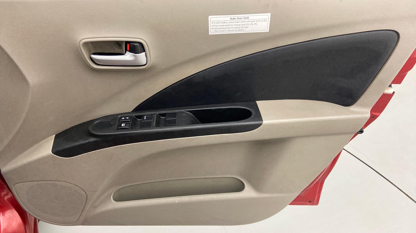 2014 Maruti Celerio VXI AMT, Petrol, Automatic, 27,921 km, Driver Side Door Panels Control
