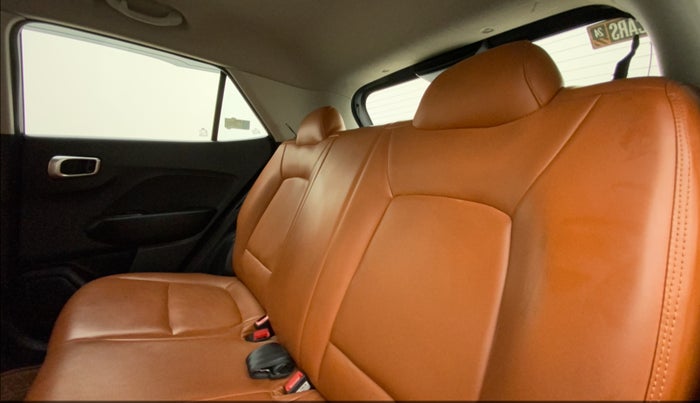 2021 Hyundai VENUE S 1.2, Petrol, Manual, 45,656 km, Right Side Rear Door Cabin