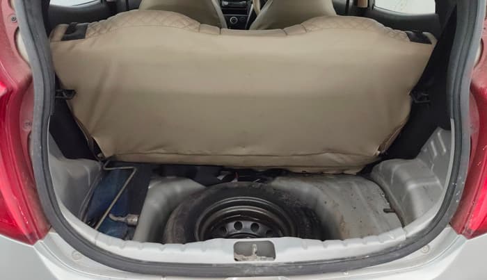 2014 Hyundai Eon ERA +, Petrol, Manual, 52,136 km, Boot Inside