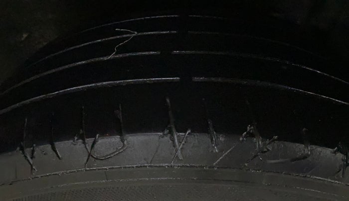 2021 Maruti Vitara Brezza LXI, Petrol, Manual, 78,375 km, Left Rear Tyre Tread