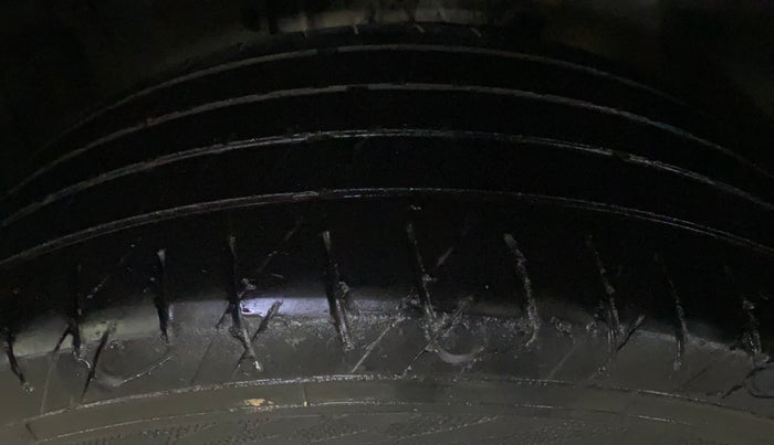 2021 Maruti Vitara Brezza LXI, Petrol, Manual, 78,375 km, Left Front Tyre Tread