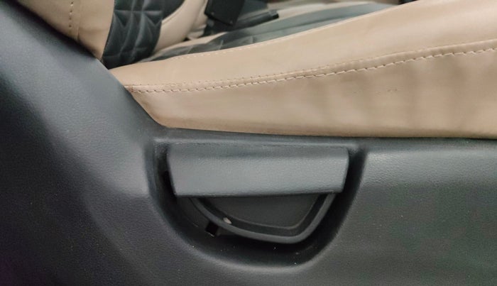 2019 Hyundai NEW SANTRO SPORTZ AMT, Petrol, Automatic, 62,259 km, Driver Side Adjustment Panel