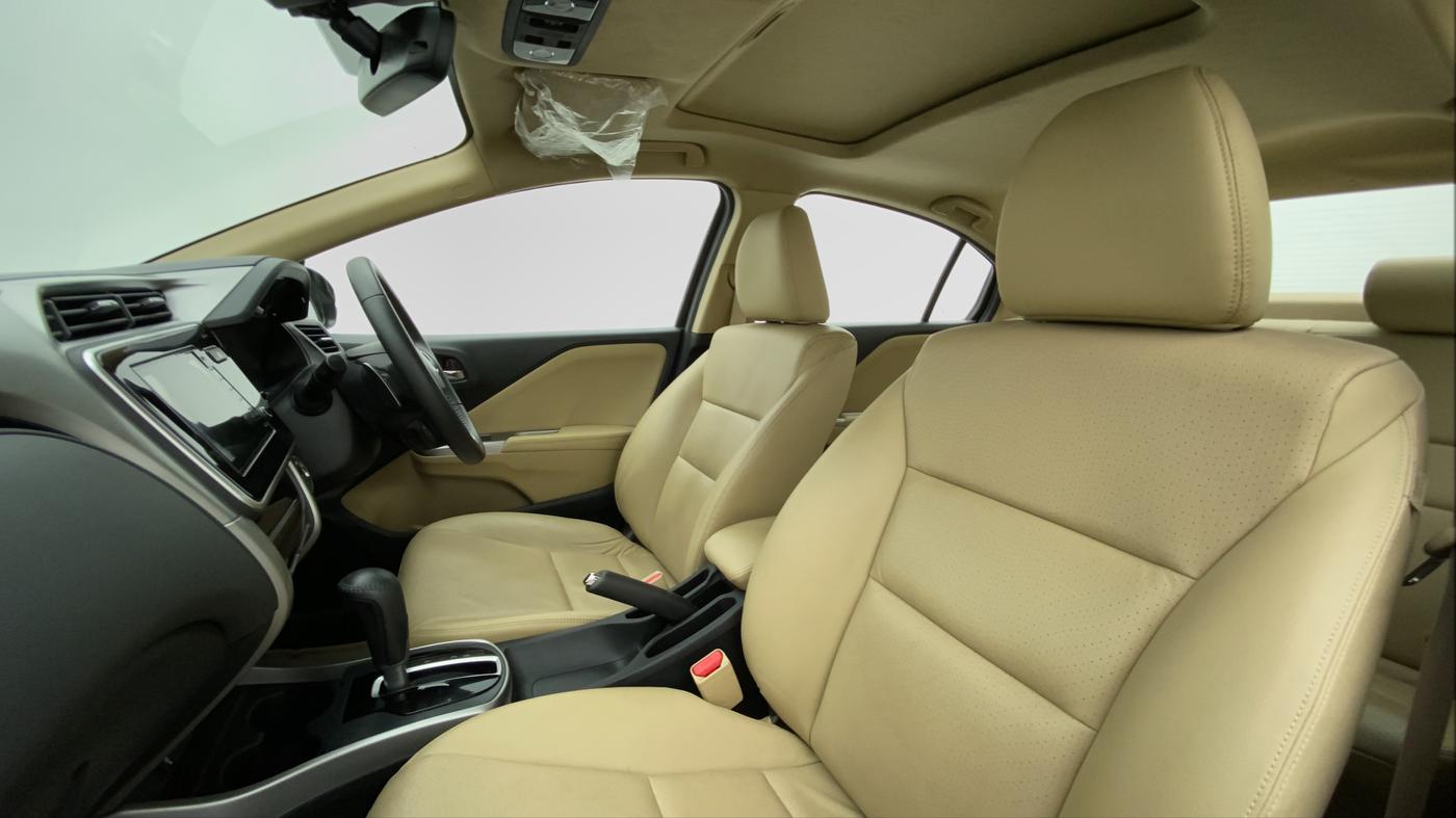 2018 Honda City ZX CVT ANNIVERSARY EDITION, Petrol, Automatic, 15,569 km, Right Side Front Door Cabin