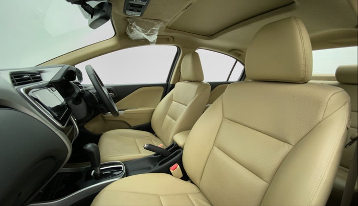 2018 Honda City ZX CVT ANNIVERSARY EDITION, Petrol, Automatic, 15,569 km, Right Side Front Door Cabin