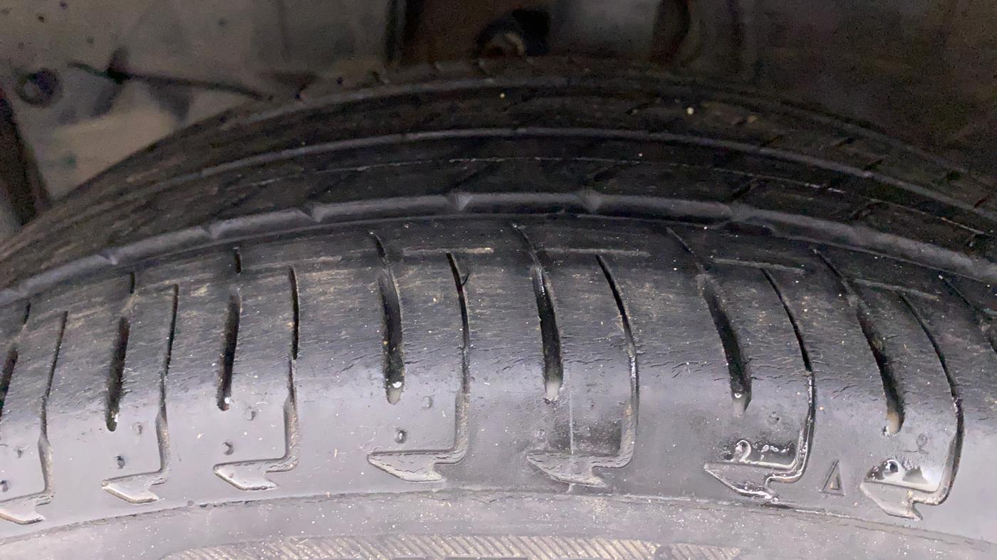 2018 Honda City ZX CVT ANNIVERSARY EDITION, Petrol, Automatic, 15,569 km, Left Front Tyre Tread