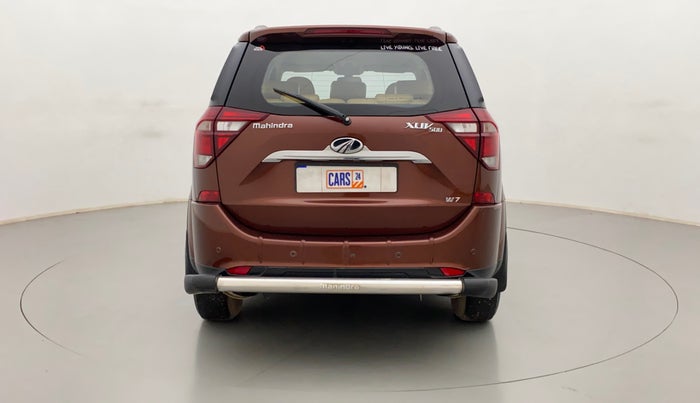 2018 Mahindra XUV500 W7 FWD, Diesel, Manual, 29,409 km, Back/Rear