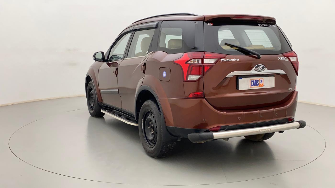 2018 Mahindra XUV500 W7 FWD, Diesel, Manual, 29,409 km, Left Back Diagonal