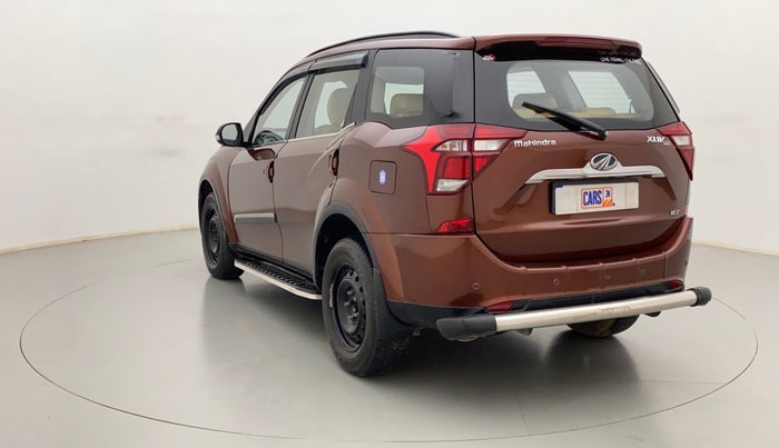 2018 Mahindra XUV500 W7 FWD, Diesel, Manual, 29,409 km, Left Back Diagonal