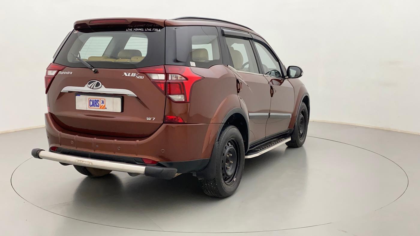 2018 Mahindra XUV500 W7 FWD, Diesel, Manual, 29,409 km, Right Back Diagonal