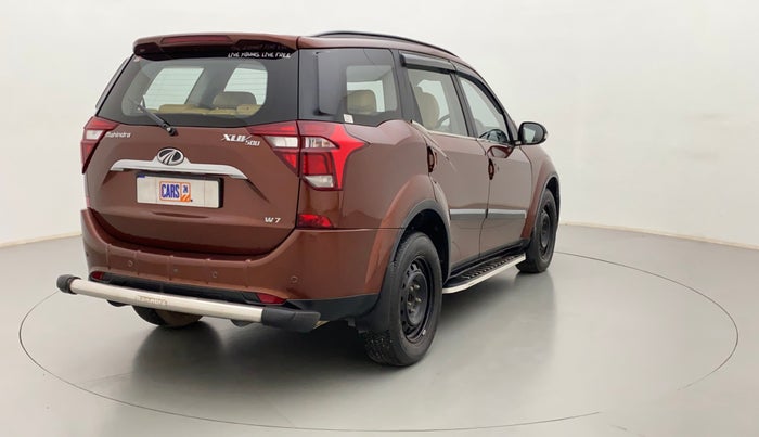 2018 Mahindra XUV500 W7 FWD, Diesel, Manual, 29,409 km, Right Back Diagonal