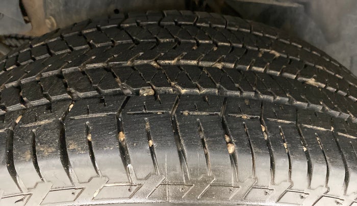 2018 Mahindra XUV500 W7 FWD, Diesel, Manual, 29,409 km, Right Rear Tyre Tread