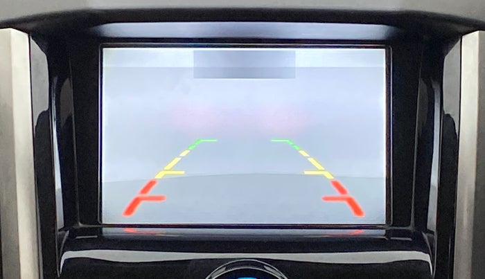 2018 Mahindra XUV500 W7 FWD, Diesel, Manual, 29,409 km, Parking Camera