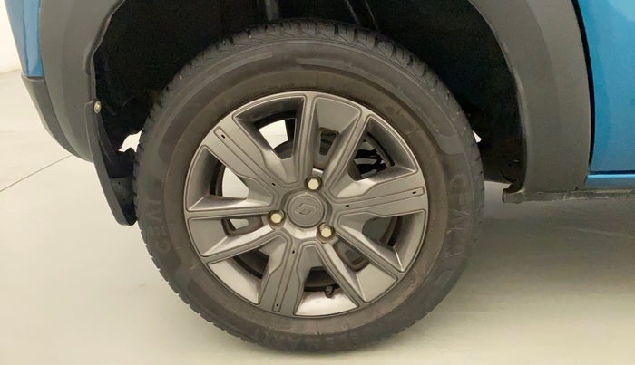 2019 Renault Kwid CLIMBER 1.0 AMT (O), Petrol, Automatic, 37,940 km, Right Rear Wheel