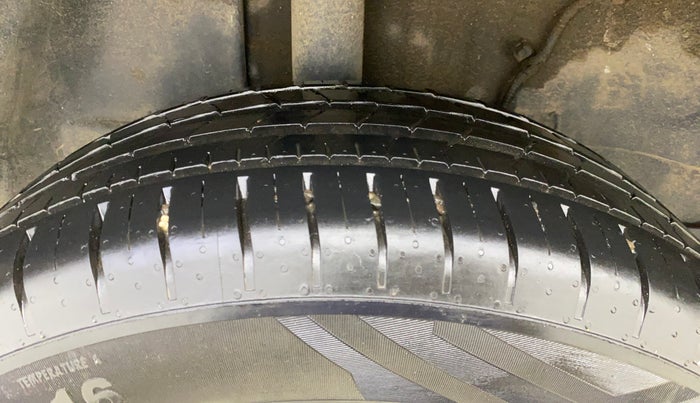 2021 Tata PUNCH CREATIVE  MT, Petrol, Manual, 4,054 km, Right Rear Tyre Tread