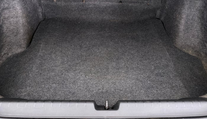 2016 Honda City V MT PETROL, Petrol, Manual, 63,017 km, Boot Inside