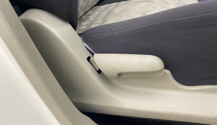2015 Maruti Celerio VXI AMT, Petrol, Automatic, 85,826 km, Driver Side Adjustment Panel