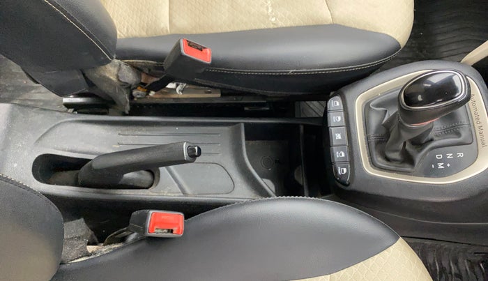 2018 Hyundai NEW SANTRO SPORTZ AMT, Petrol, Automatic, 69,331 km, Gear Lever