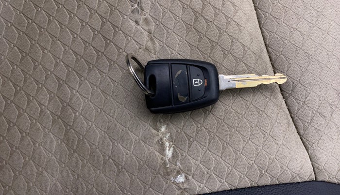 2018 Hyundai NEW SANTRO SPORTZ AMT, Petrol, Automatic, 69,331 km, Key Close Up