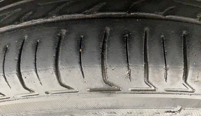 2018 Hyundai NEW SANTRO SPORTZ AMT, Petrol, Automatic, 69,331 km, Left Front Tyre Tread
