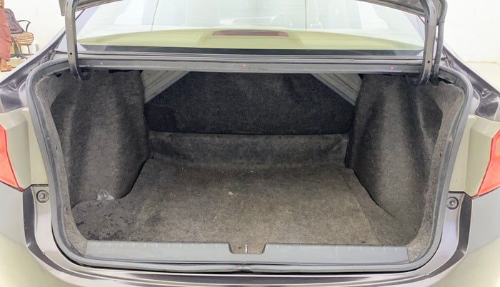 2014 Honda City 1.5L I-VTEC VX CVT, Petrol, Automatic, 70,495 km, Boot Inside