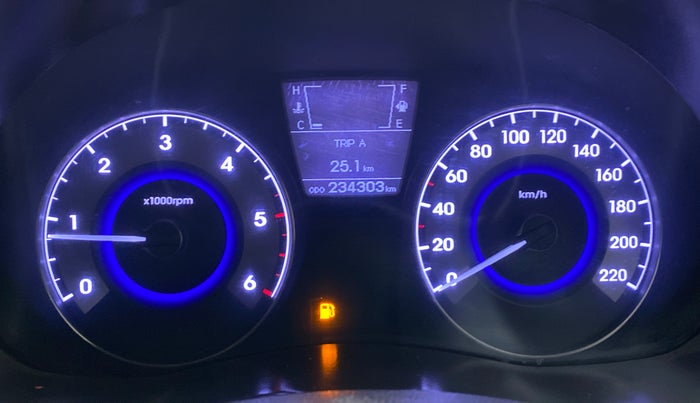 2012 Hyundai Verna FLUIDIC 1.6 SX CRDI, Diesel, Manual, 2,34,287 km, Odometer Image
