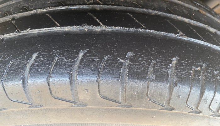 2018 Tata NEXON XMA PETROL, Petrol, Automatic, 52,519 km, Left Rear Tyre Tread