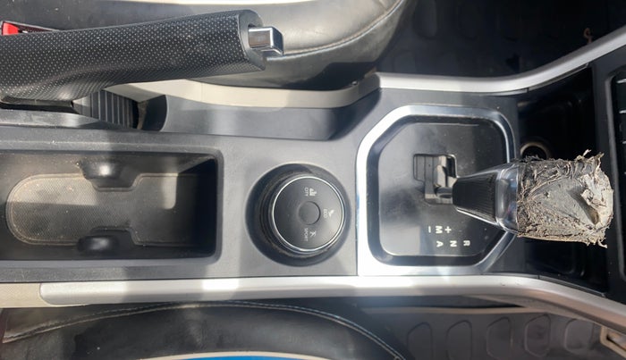 2018 Tata NEXON XMA PETROL, Petrol, Automatic, 52,519 km, Gear Lever