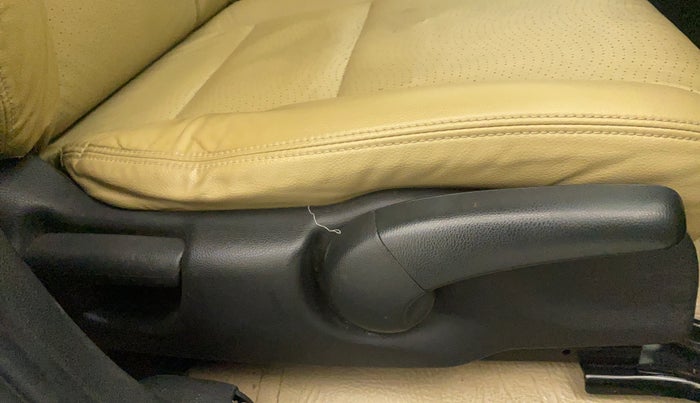 2016 Honda City 1.5L I-VTEC VX CVT, Petrol, Automatic, 51,329 km, Driver Side Adjustment Panel
